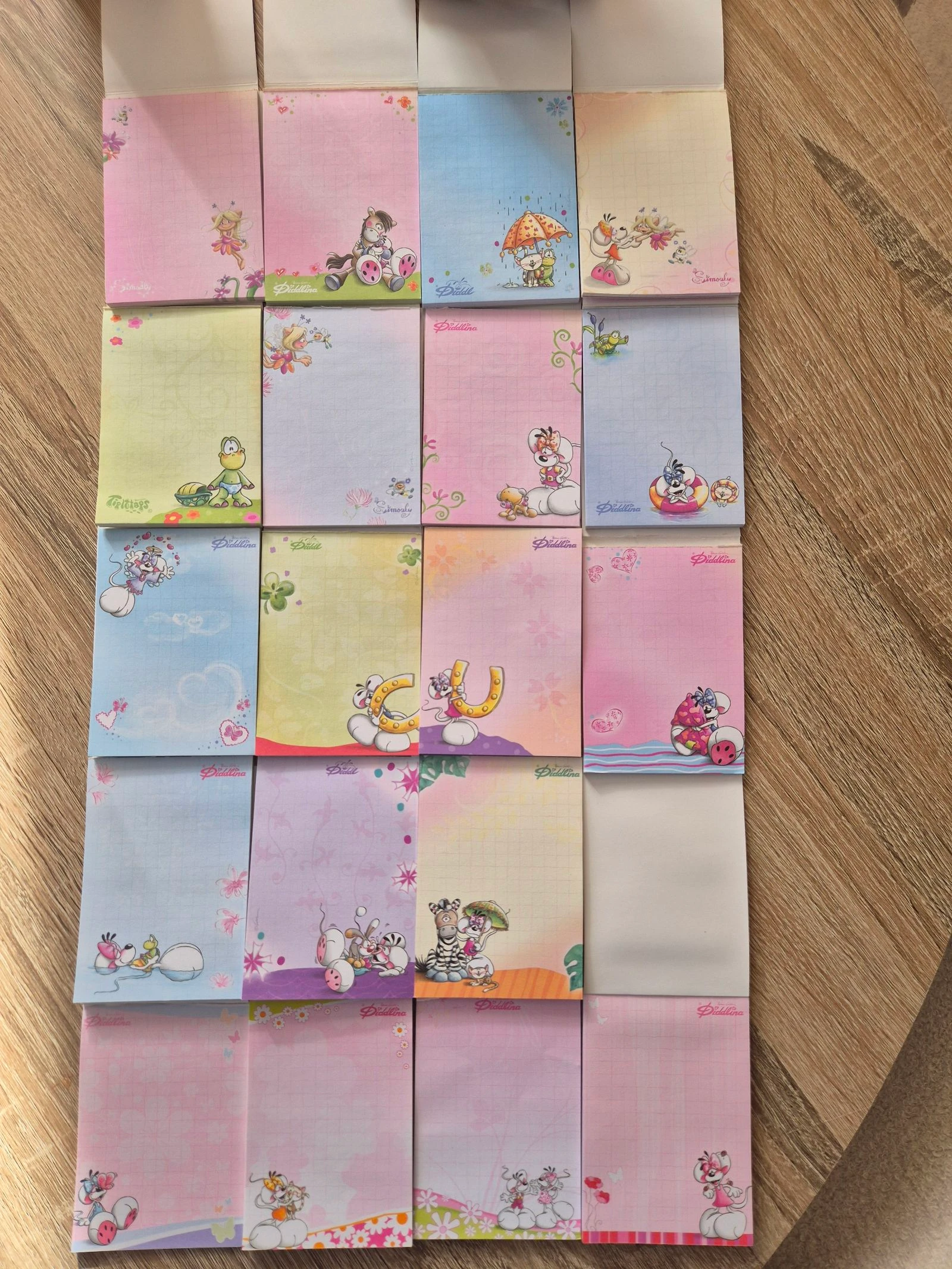 Feuilles a7 Diddl / Diddlina 